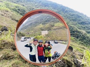 Cô gái đạp xe 420 km, khám phá Hà Giang, Cao Bằng chỉ với 2,5 triệu đồng